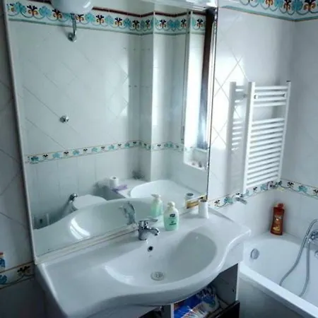 Casa Vacanze Romano *